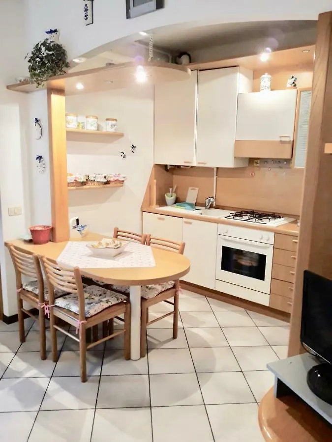 Apartment Appartamento Le Mimose Viareggio