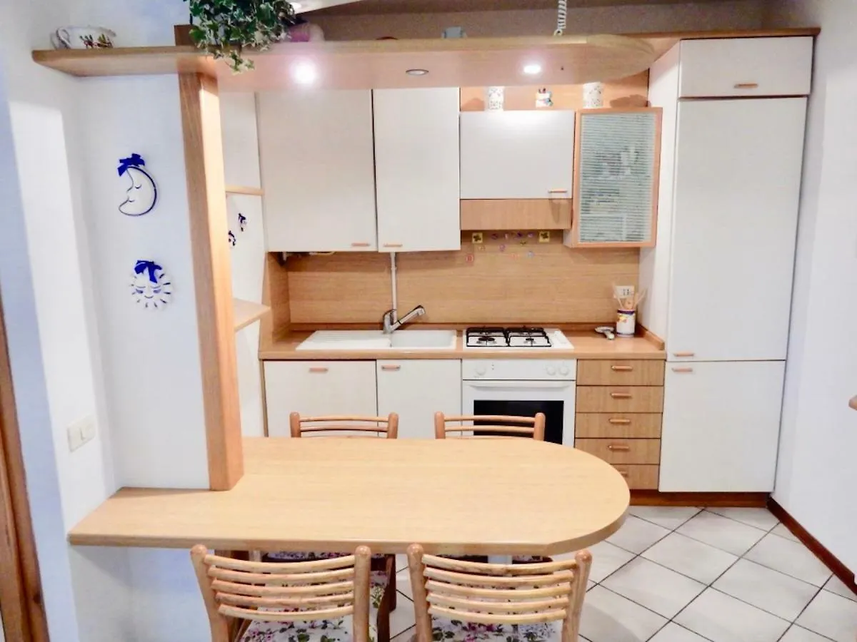 Apartment Appartamento Le Mimose Viareggio Italy