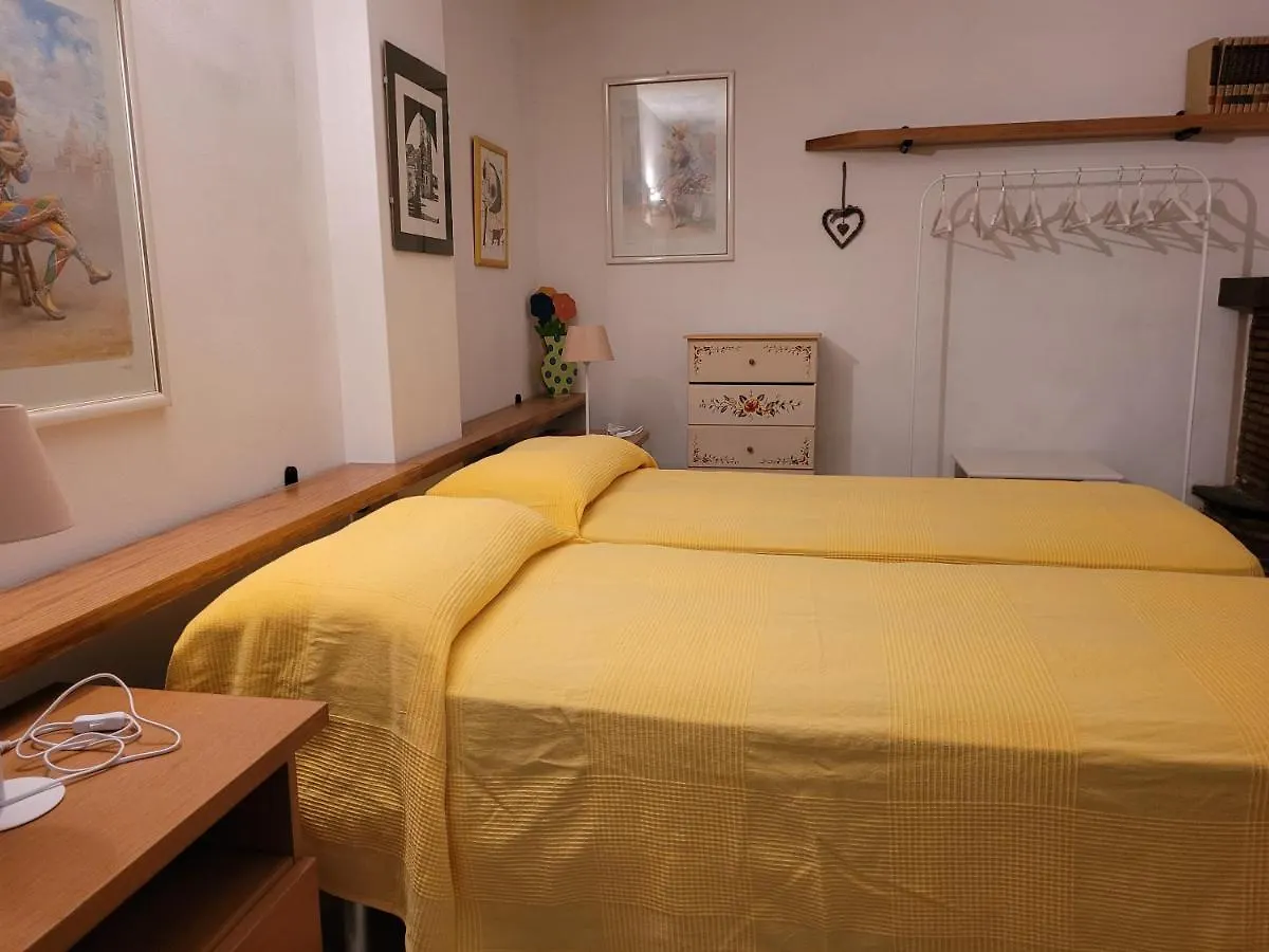 Apartment Appartamento Le Mimose Viareggio